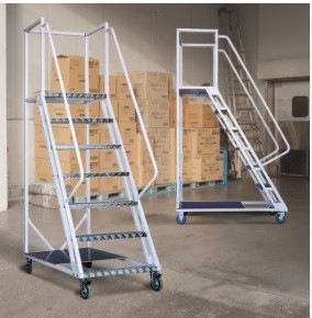 Scări cu platformă